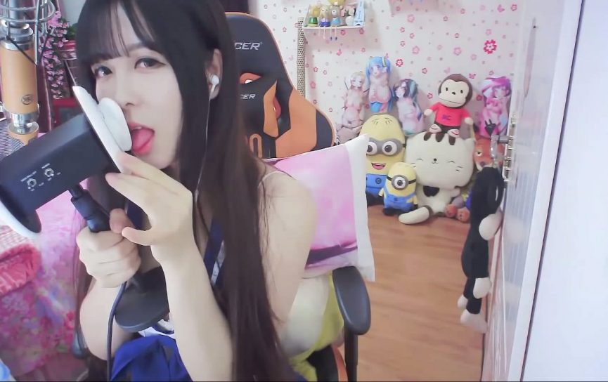 抱走莫子aa - 38套COS作品分享[22.4G]