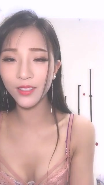 丝袜御姐 会喷水的安然 合集 [348v+229.3g]