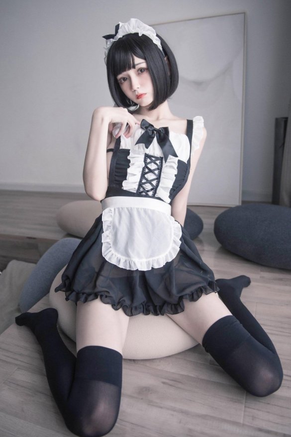 你的负卿 - 露背仆 [33P/24.6MB]