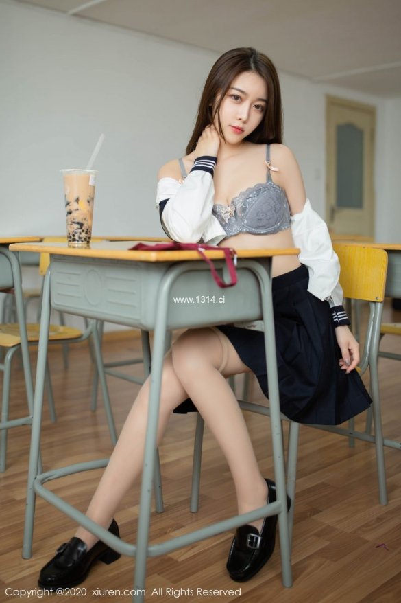 [XiuRen秀人网]2020.05.08 No.2230夏诗雯Sally[67P110MB]