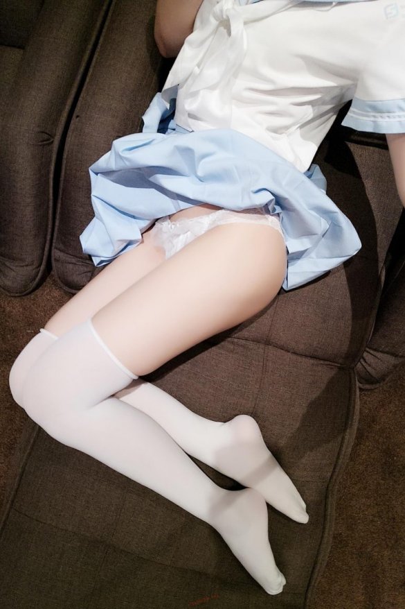 网红美少女制服-邪魔暖暖[49P1V776M]