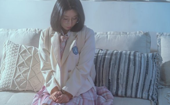 云溪.奶桃桃-反差学妹[83P1V-1.73G]