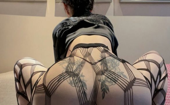 左公子666-镂空袜配蜜桃[39P5V-718MB]