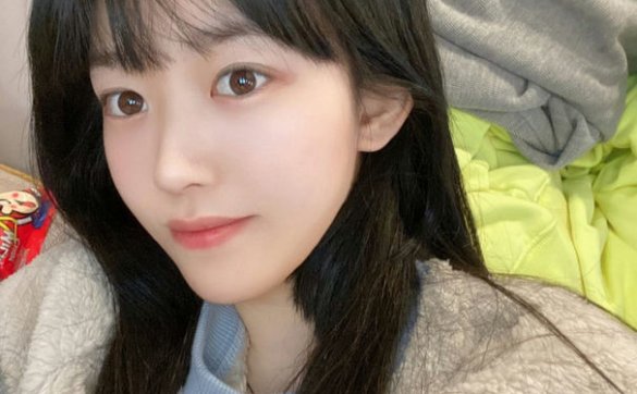 奶瓶颜值极高Twitter高人气网红新作[多v+1.59G]