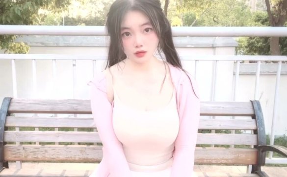 高颜值学生妹小坦克[480P140V+3.5G]