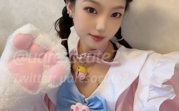 uares - 推特露脸女神被土豪爸爸圈养各种调教[300MB]