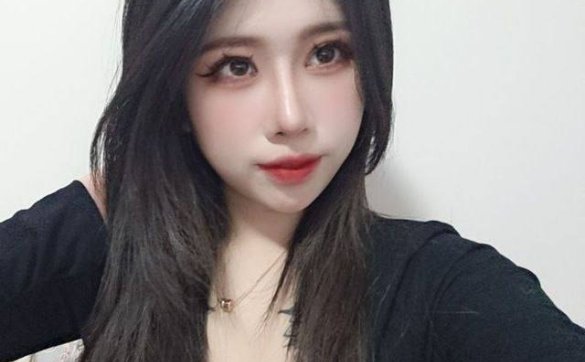 抖音 @Alian 18岁168身高90斤网红!重庆线下外围【汐汐】【465M46V65P】